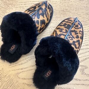 UGGScuffette II Panther Print , Genuine Sheepskin Lining Slipper,sz USA 8, New